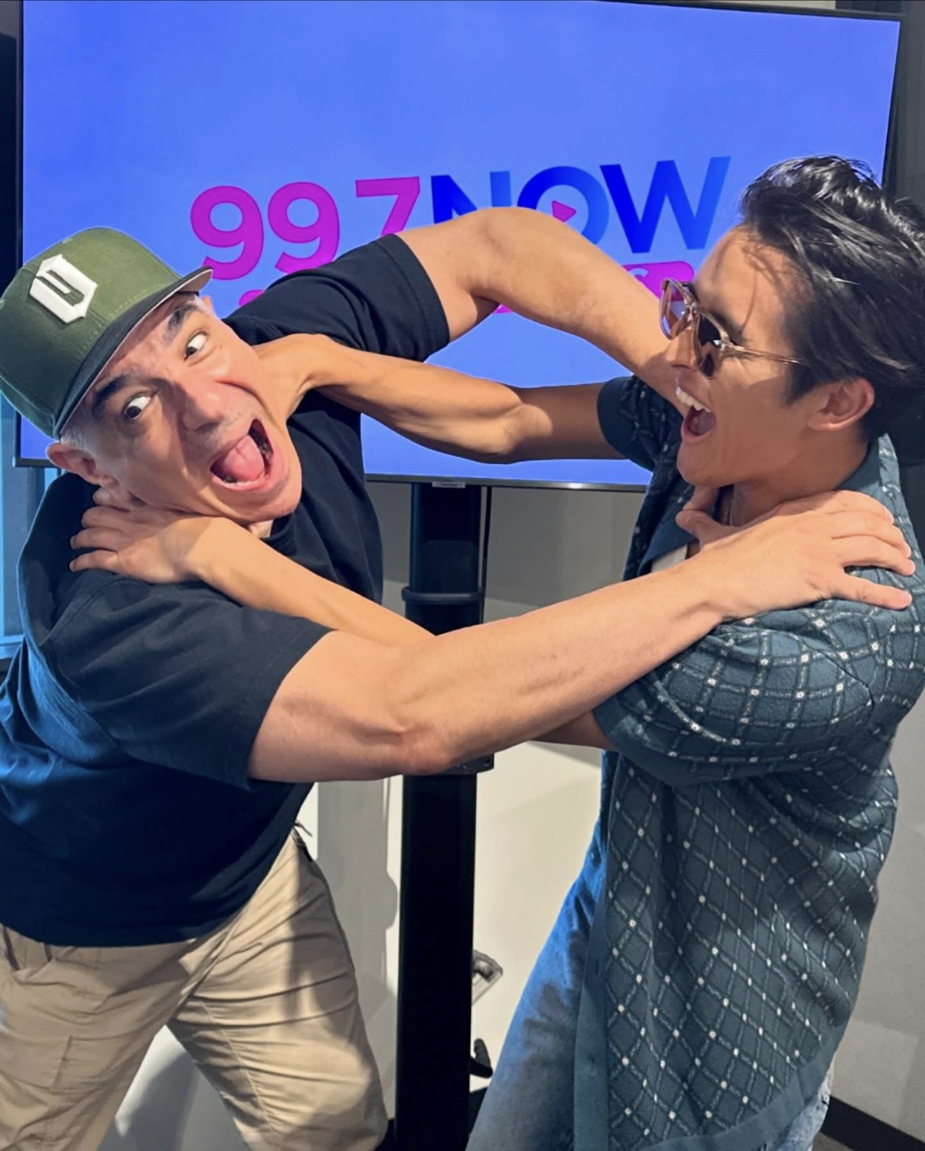 Celebrity choke
